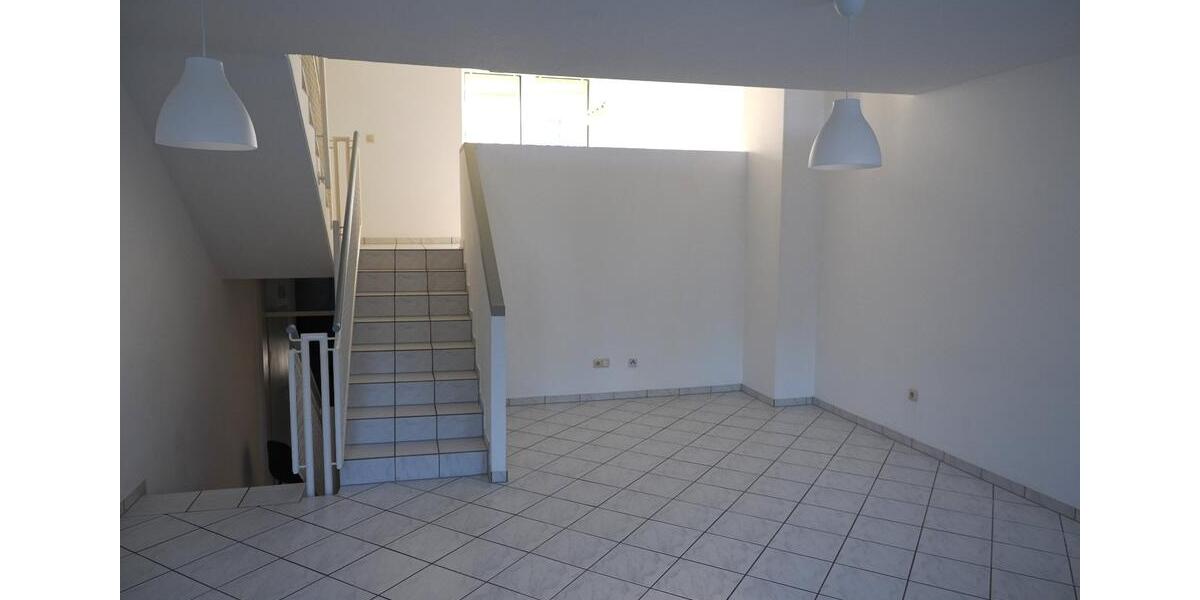 Ruhiges und helles Reiheneinfamilienhaus Uni-Wohngebiet 6 zimmer