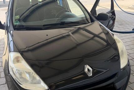 Renault Clio 130.000 km 3.400 &euro; Emmingen 78576