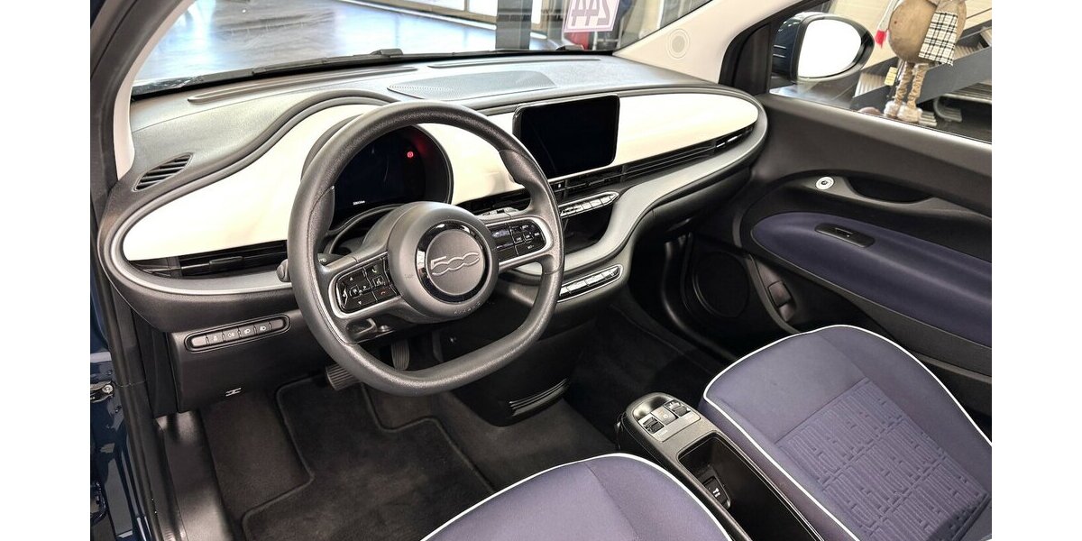 Fiat 500e Action CarPlay Android Automatik 1.Hand 32.900 km 11.890 &euro; Lich 35423