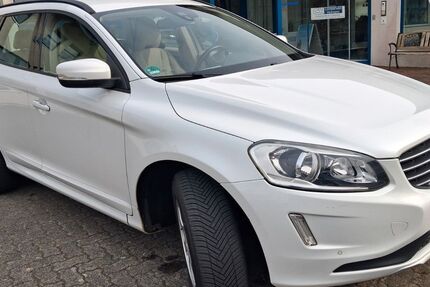 Volvo XC60 163.000 km 12.750 &euro; Neumünster 24537