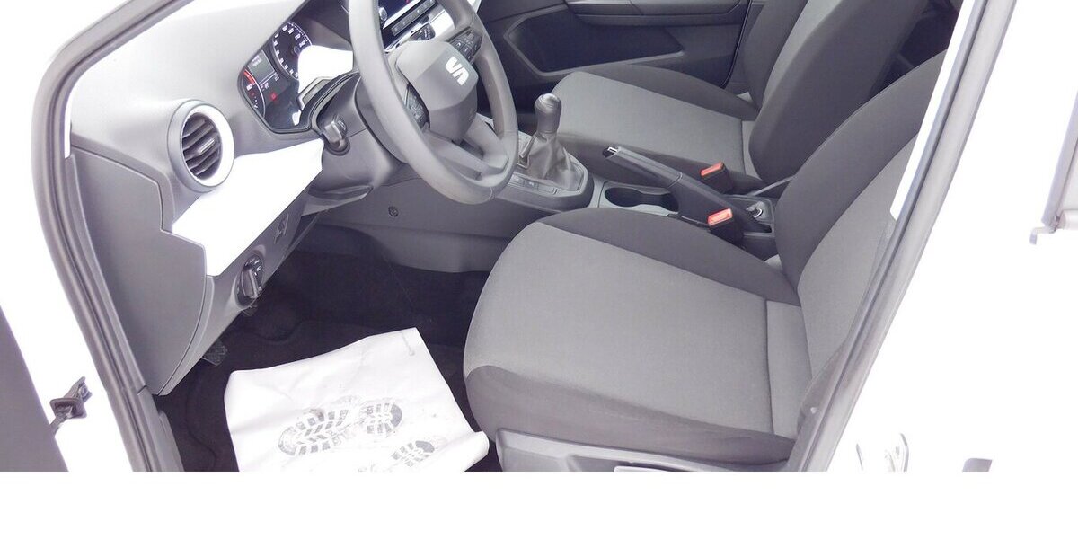 Seat Ibiza 1.0 Reference MPI BMT 4Trg Klima 42.200 km 12.390 &euro; Vordorf 38533