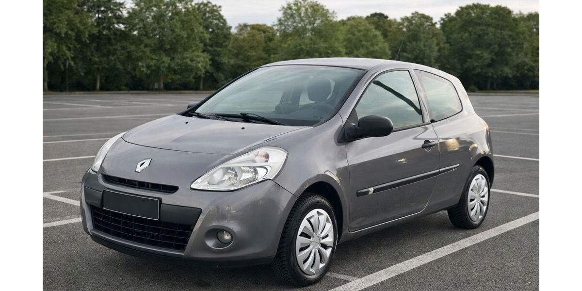 Renault Clio 149.000 km 2.490 &euro; Melle 49324