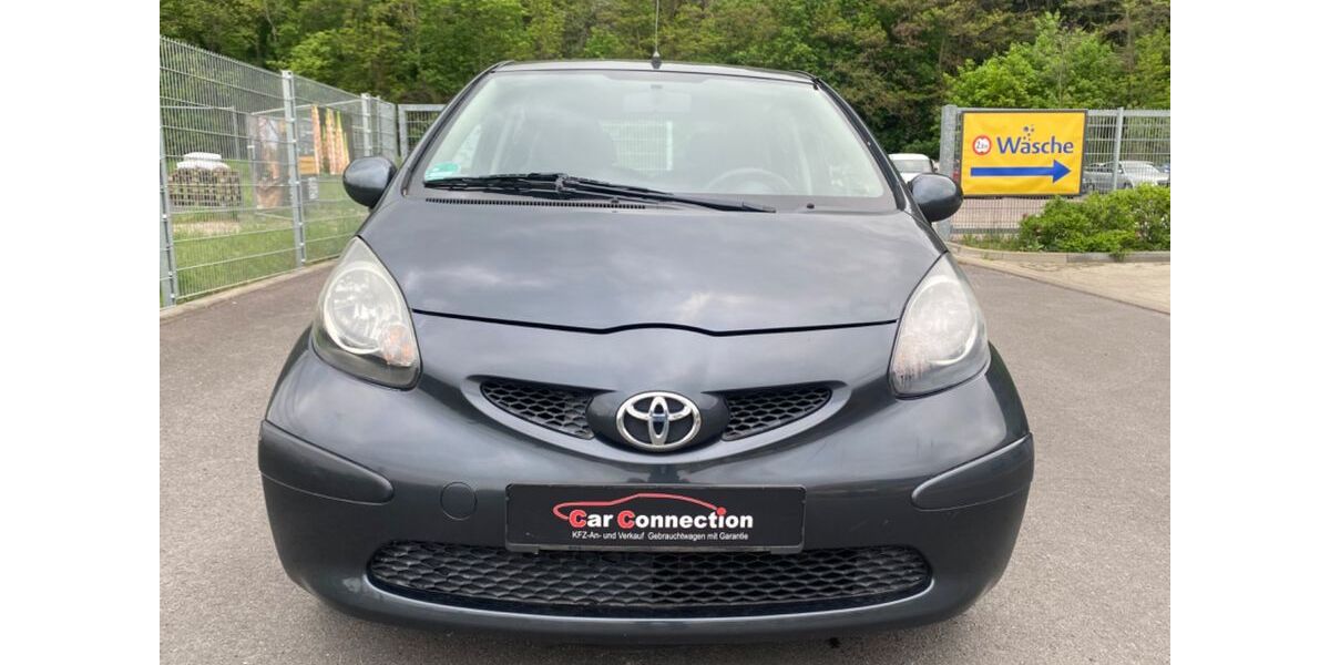 Toyota Aygo (X) 168.969 km 1.499 &euro; Dresden 01187