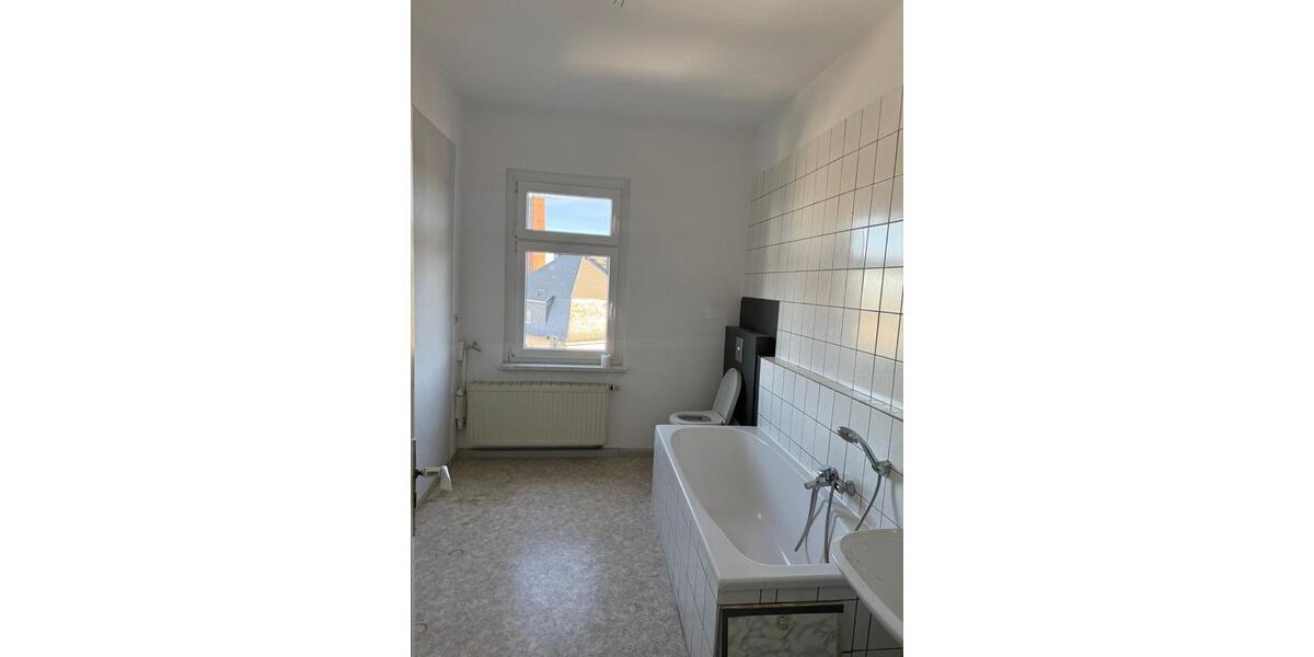 Etagenwohnung Eibenstock - 3 Zimmer, 100 m&sup2;, 550&euro; | Angebot:25220587