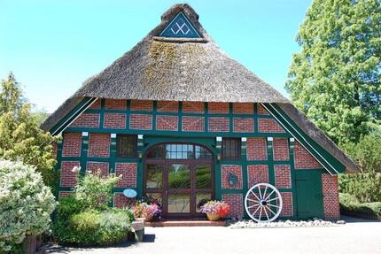 Haus Hagen im Bremischen - 10 Zimmer, 325 m&sup2;, 1.890&euro; | Angebot:21339570