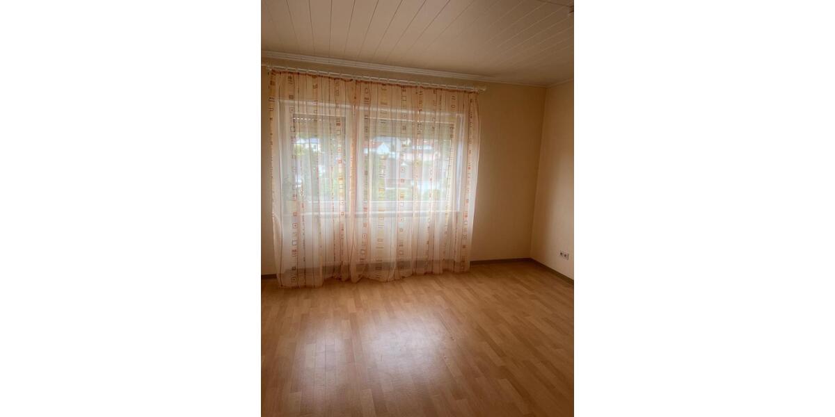 Etagenwohnung Homburg - 2 Zimmer, 70 m&sup2;, 140.000&euro; | Angebot:26957686