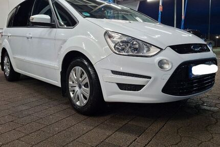 Ford S-Max 113.000 km 6.400 &euro; Mühlhausen-Ehingen 78259