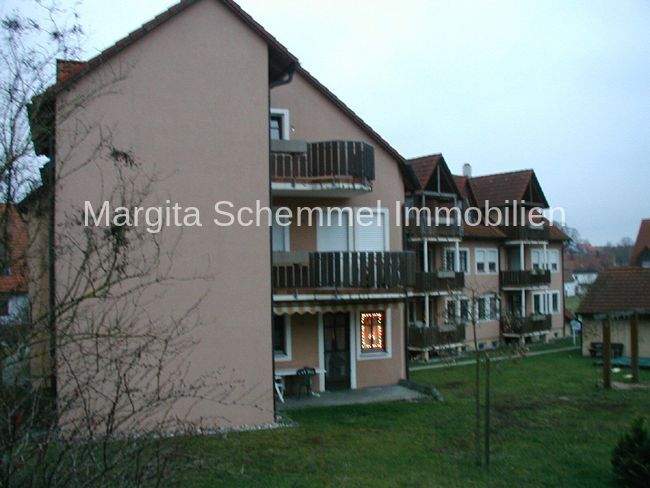 Etagenwohnung Georgensgmünd - 4 Zimmer, 96 m&sup2;, 285.000&euro; | Angebot:25727171