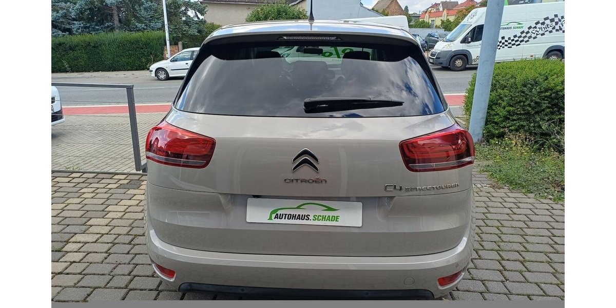 Citroen C4 SpaceTourer 1.2 PureTech Live 54.000 km 16.995 € Meißen 01662