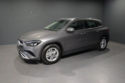 Mercedes-Benz GLA 180 4.000 km 36.870 € Schorndorf 73614