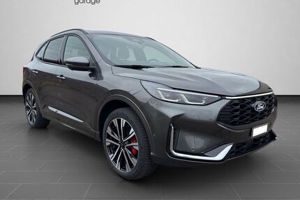 Ford Kuga 7.650 km 39.490 € Bielefeld 33647