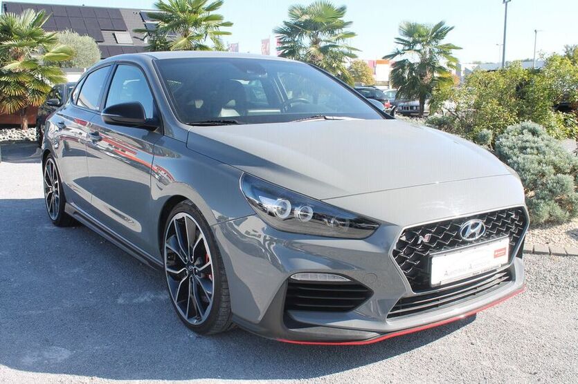 i30