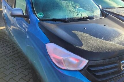 Dacia Lodgy 129.300 km 8.290 € Hirschaid 96114