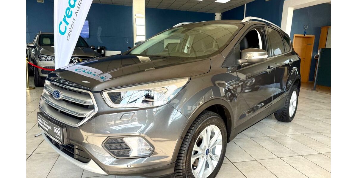 Ford Kuga 50.000 km 12.000 &euro; Stendal 39576