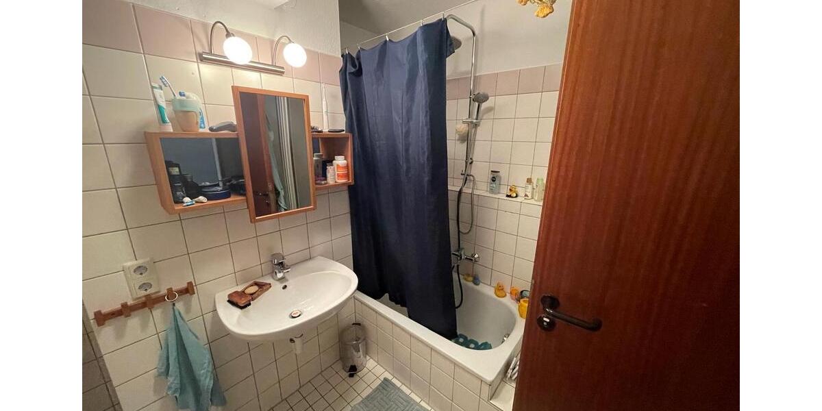 Einfamilienhaus Freiburg im Breisgau Brühl - 3 Zimmer, 120 m&sup2;, 2.400&euro; | Angebot:26125726