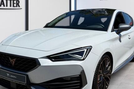 Cupra Leon 35.700 km 30.990 &euro; München 81249