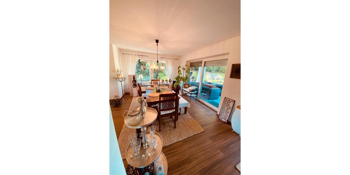 Einfamilienhaus Habichtswald - 3 Zimmer, 118 m&sup2;, 1.590&euro; | Angebot:24852308