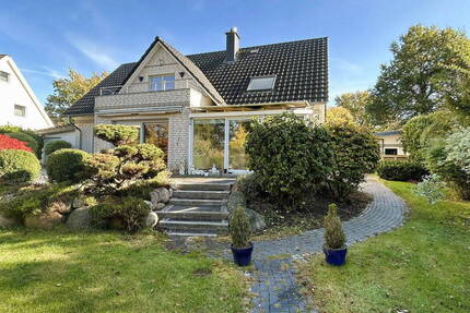 Haus Mönkeberg - 7 Zimmer, 323 m&sup2;, 695.000&euro; | Angebot:26417632