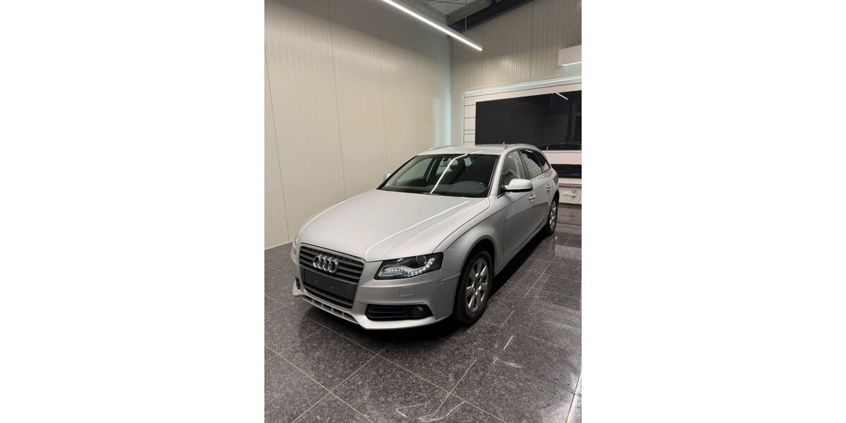 Audi A4 184.000 km 7.900 &euro; Achim 28832