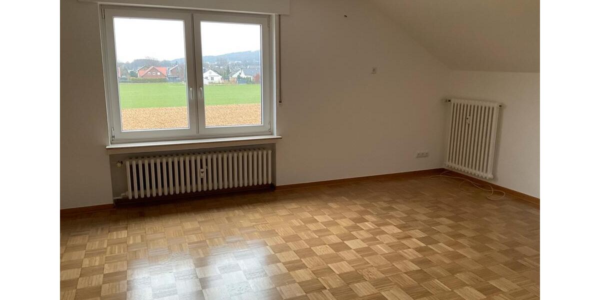Dachgeschoßwohnung Lübbecke - 3 Zimmer, 75 m&sup2;, 510&euro; | Angebot:26415570