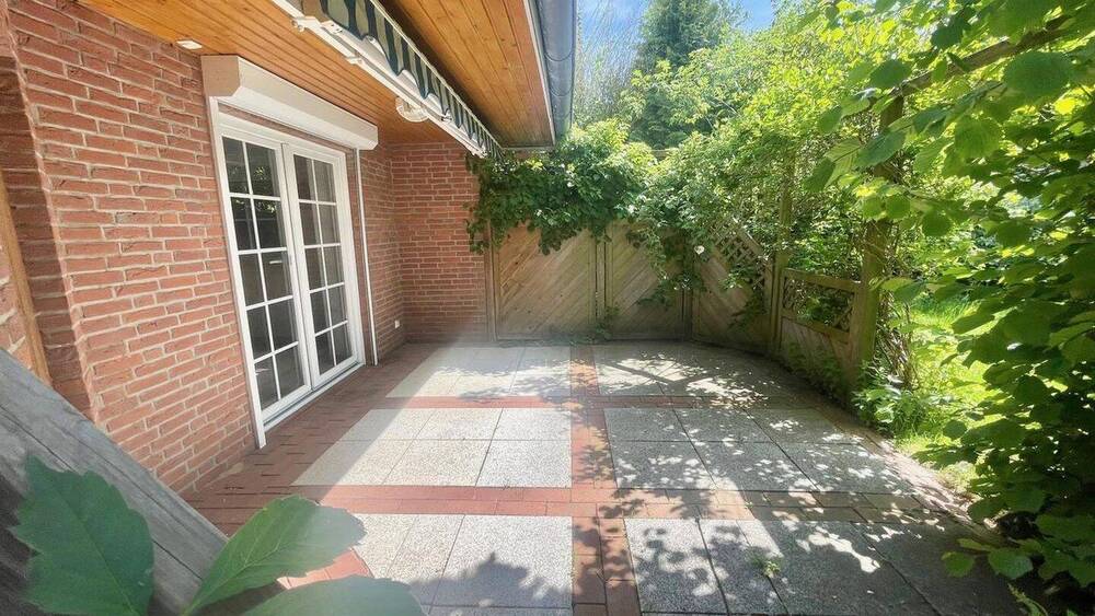 Einfamilienhaus Reinfeld - 7 Zimmer, 250 m&sup2;, 525.000&euro; | Angebot:26790523