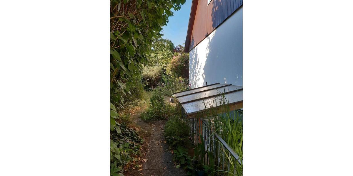 Einfamilienhaus Garbsen - 6 Zimmer, 150 m&sup2;, 250.000&euro; | Angebot:27087030