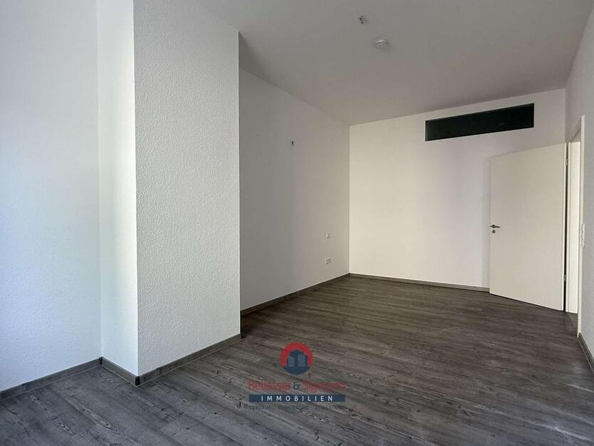 BARRIEREFREIE GROSSZÜGIGE ERDGESCHOSS-ZWEI-ZIMMER-WOHNUNG MIT ZWEI BÄDERN IN ZENTRUMSNÄHE IN DÜLKEN zimmer