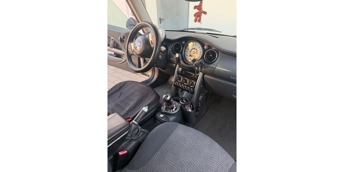 Mini Cooper 147.000 km 4.000 &euro; Siegelsbach 74936