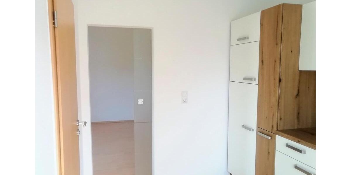 Hochparterre Thum - 2 Zimmer, 46 m&sup2;, 300&euro; | Angebot:26034041