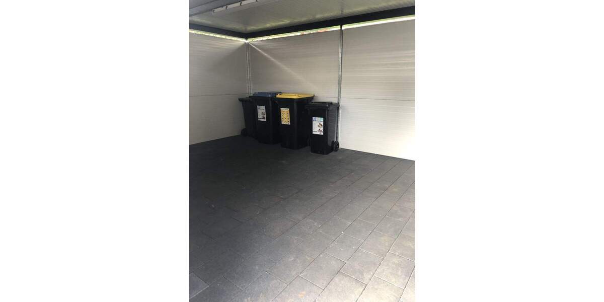 3-Zimmer-Erdgeschosswohnung mit Gartenanteil in Schloß NeuhausMastbruch, erst wenige Jahre alt 3 zimmer