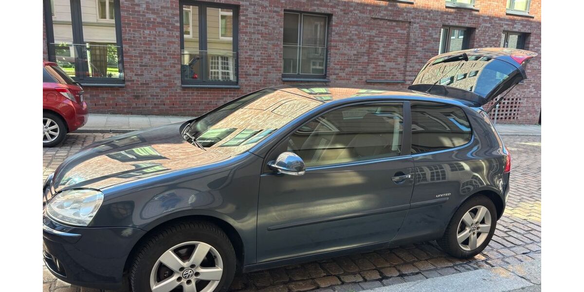 VW Golf 205.552 km 1.950 &euro; Hamburg 20459