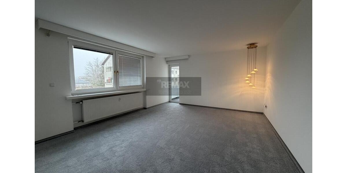 Etagenwohnung Lichtenberg - 3 Zimmer, 80 m&sup2;, 600&euro; | Angebot:25160181