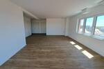 ERSTBEZUG MIT DACHTERRASSE 4 Zimmer, Gäste-WC & 2 Stellplätzen
