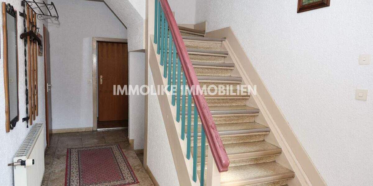 Mehrfamilienhaus, Wohnhaus Steinau an der Straße Steinau - 8 Zimmer, 207 m&sup2;, 239.000&euro; | Angebot:25845730