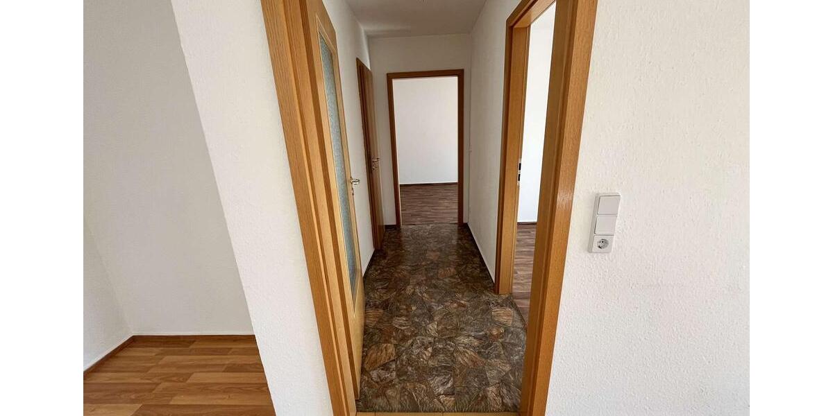 Etagenwohnung Halberstadt - 3 Zimmer, 86 m&sup2;, 472&euro; | Angebot:25903041