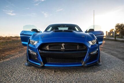 Ford Mustang 28.400 km 119.000 &euro; Münche Lehel 80538