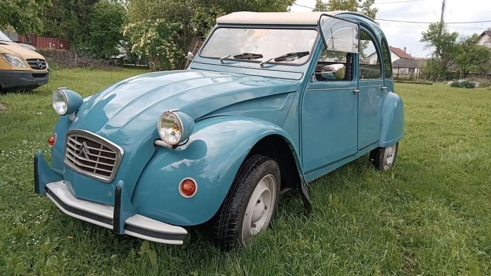 2 CV