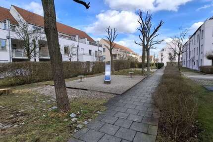 Wohnung zum Mieten in Königsbrunn 450 € 33.8 m² 1 zimmer