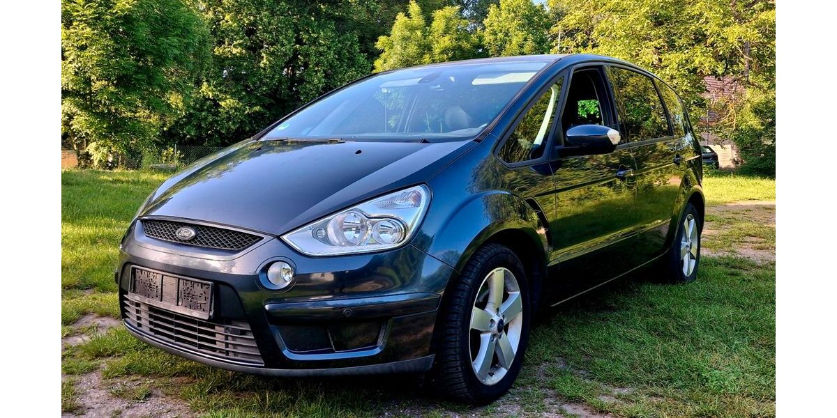 Ford S-Max 159.000 km 3.600 &euro; Bad Düben 04849