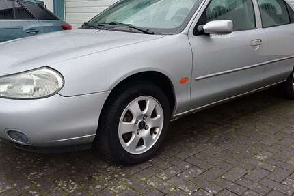 Ford Mondeo 92.400 km 2.900 &euro; Wittlich 54516