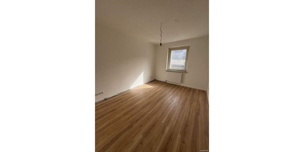 Etagenwohnung Hagen Eilpe - 2 Zimmer, 47 m&sup2;, 330&euro; | Angebot:25774658