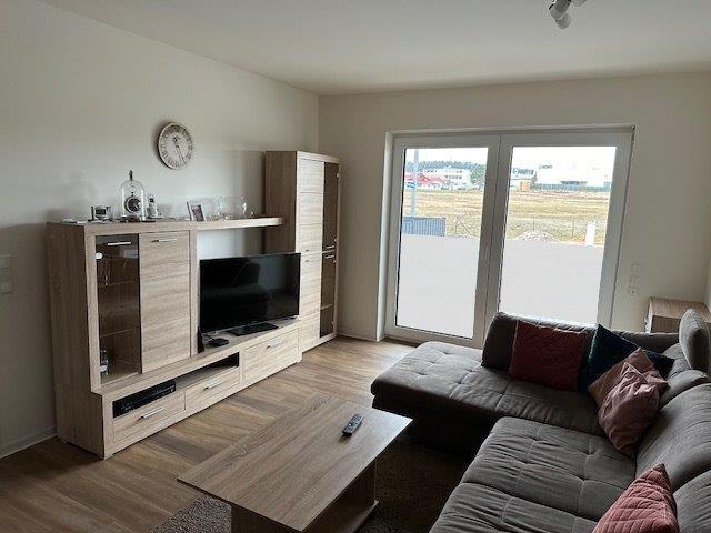 Erdgeschoßwohnung Nittenau - 2 Zimmer, 77 m&sup2;, 750&euro; | Angebot:26147939