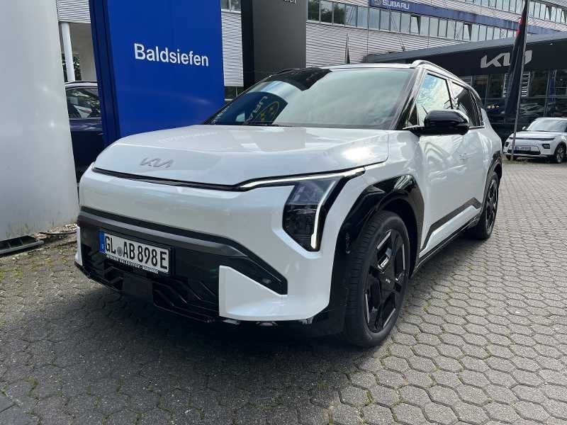 EV3