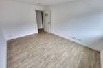Exklusiv: Sanierte 3-Zi.-Wohnung mit Carport, Aufzug, Balkon & traumhaftem DOM-Blick am Mühlenteich