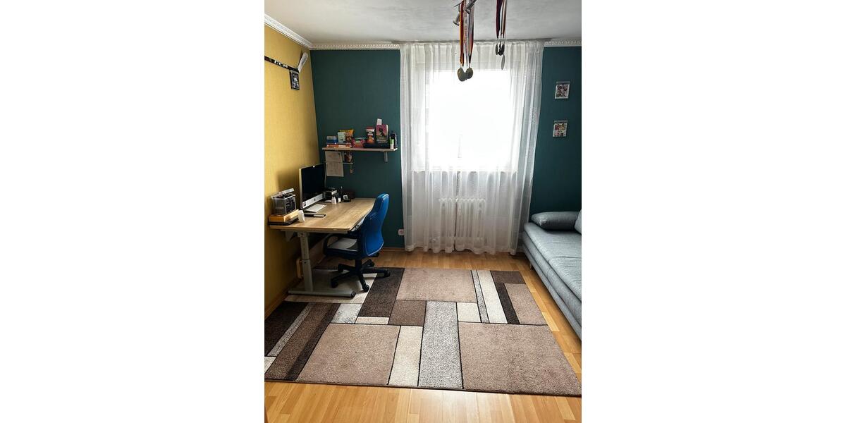 Etagenwohnung Niederwerrn - 4 Zimmer, 98 m&sup2;, 238.000&euro; | Angebot:27024154