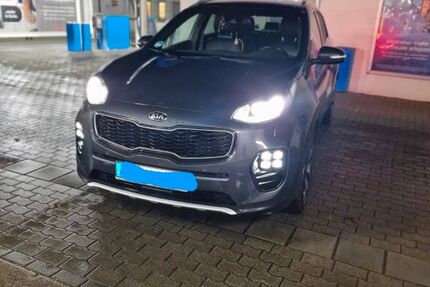 Kia Sportage 233.000 km 11.250 € Ransbach-Baumbach 56235