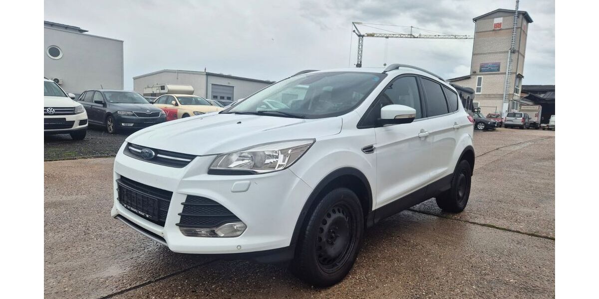 Ford Kuga 153.300 km 5.999 &euro; Rödermarkt 63322