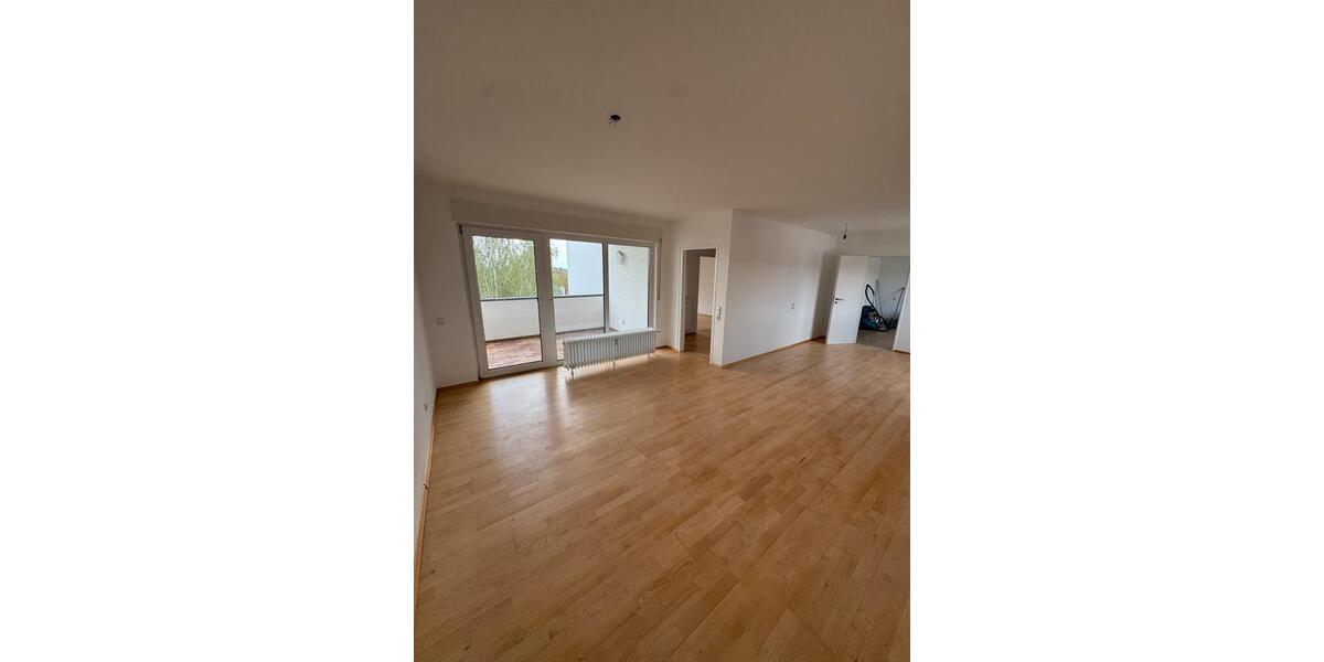 Etagenwohnung Pohlheim - 3 Zimmer, 92 m&sup2;, 269.000&euro; | Angebot:27083936