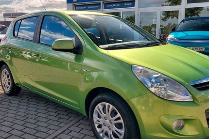 Hyundai i20 140.000 km 2.599 &euro; Leipzig 04328