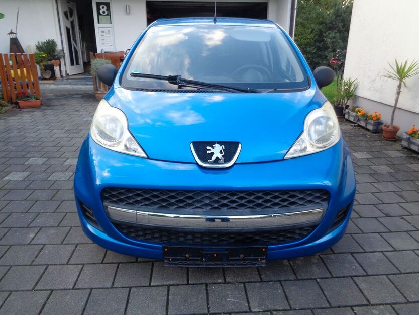 Peugeot 107 83.990 km 3.200 € Binswangen 86637